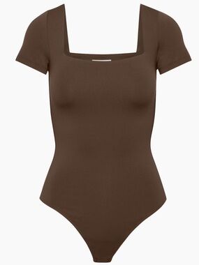 Aritzia Babaton Original Contour Squareneck Bodysuit
